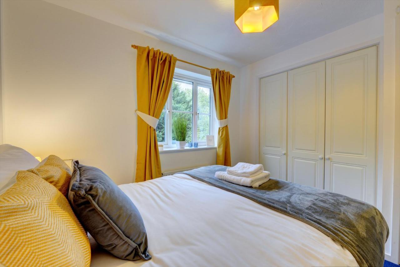 Modern 2 Bed House Sleeps 6 Southam Town Centre - Inspire Homes Ltd Екстериор снимка