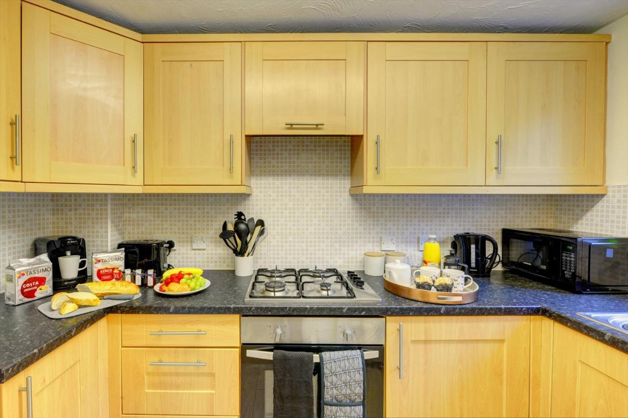 Modern 2 Bed House Sleeps 6 Southam Town Centre - Inspire Homes Ltd Екстериор снимка