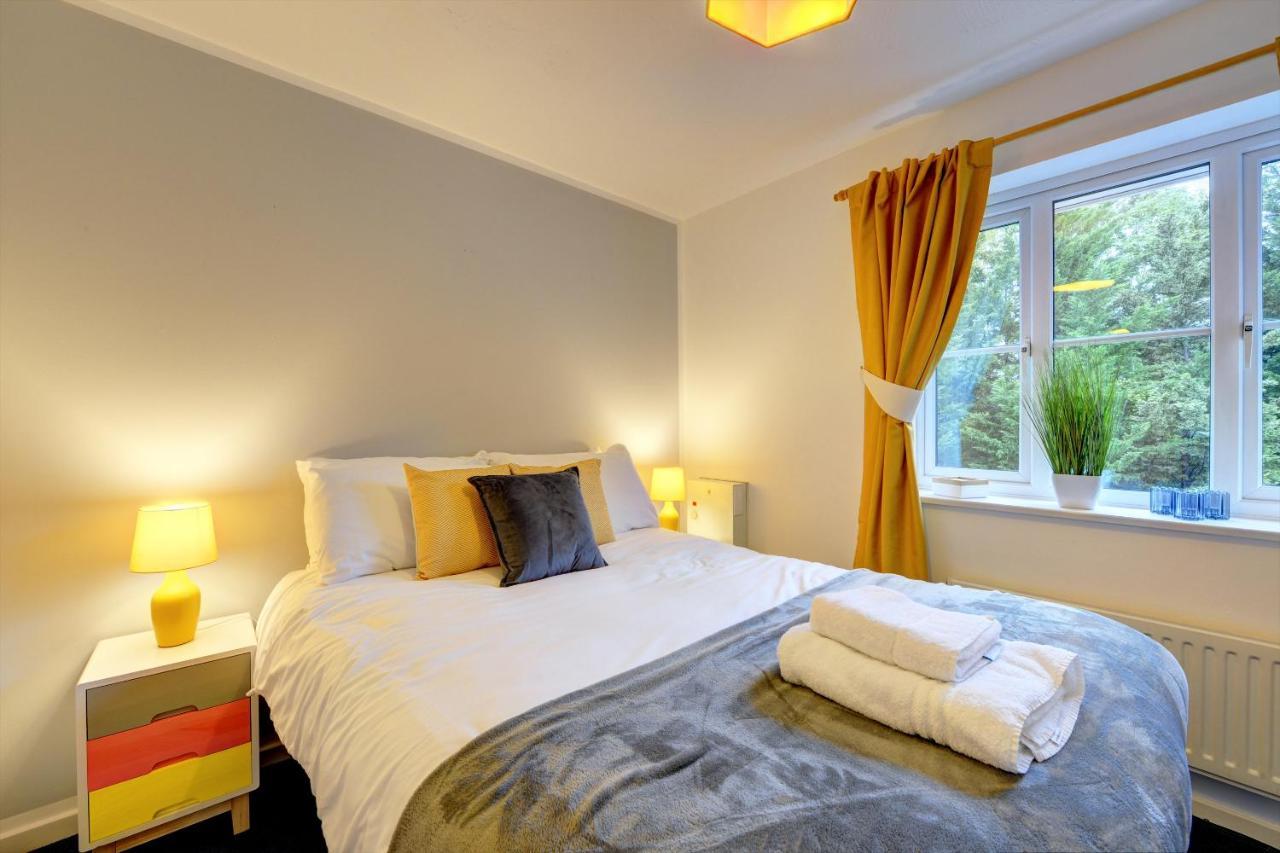 Modern 2 Bed House Sleeps 6 Southam Town Centre - Inspire Homes Ltd Екстериор снимка