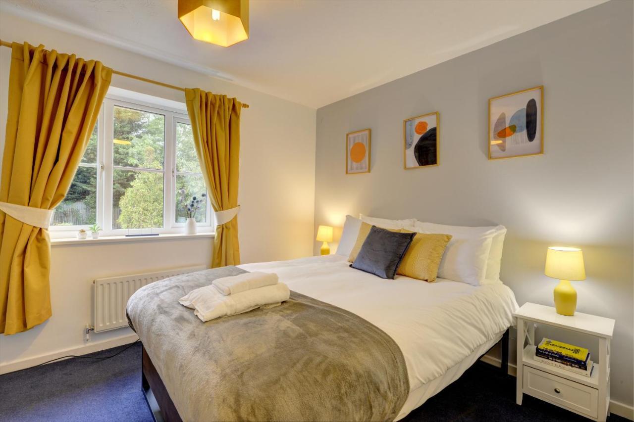 Modern 2 Bed House Sleeps 6 Southam Town Centre - Inspire Homes Ltd Екстериор снимка